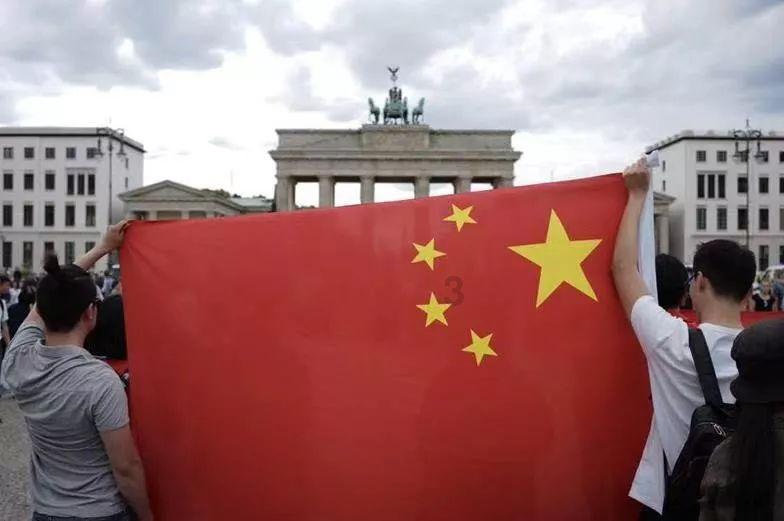中国进出口银行风险化解督导工作一组原组长朱灿璋被开除党籍和公职