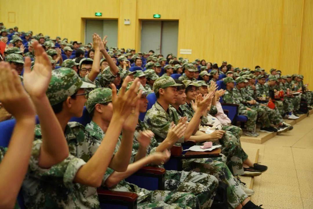 地狱潜者